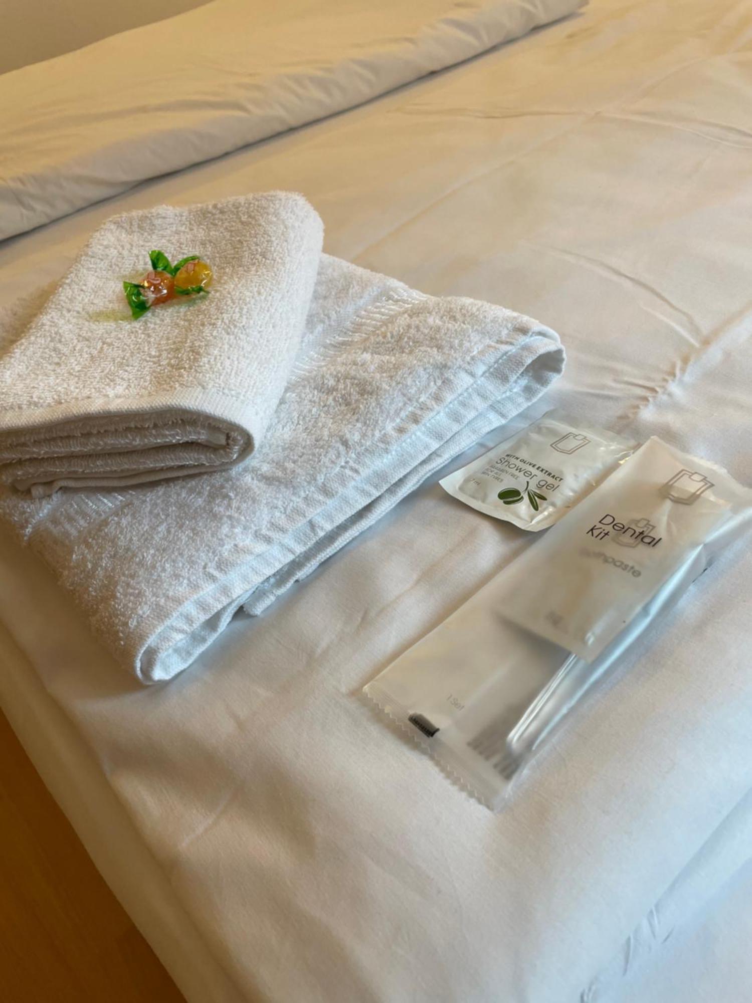 Hotel Starlight Frankfurt am Main Bagian luar foto